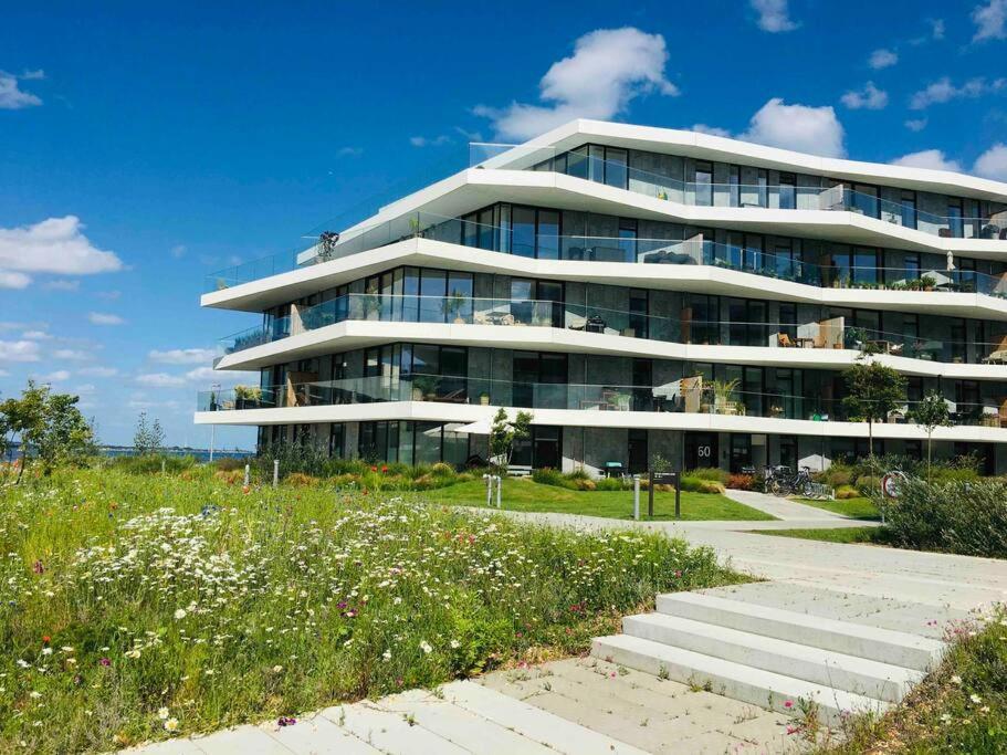 Bo Med Stil Og Udsigt Til Aarhus Lystbadehavn Apartment Exterior photo